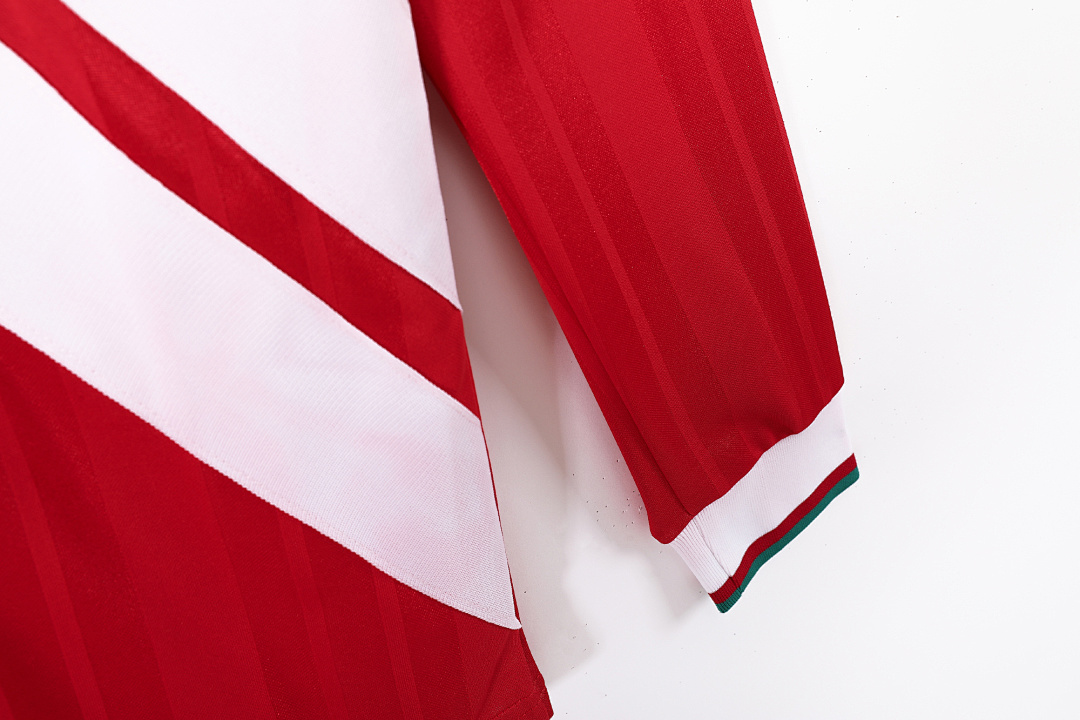 Liverpool Retro Shirt 1993/95 Home Long Sleeve — photo 4