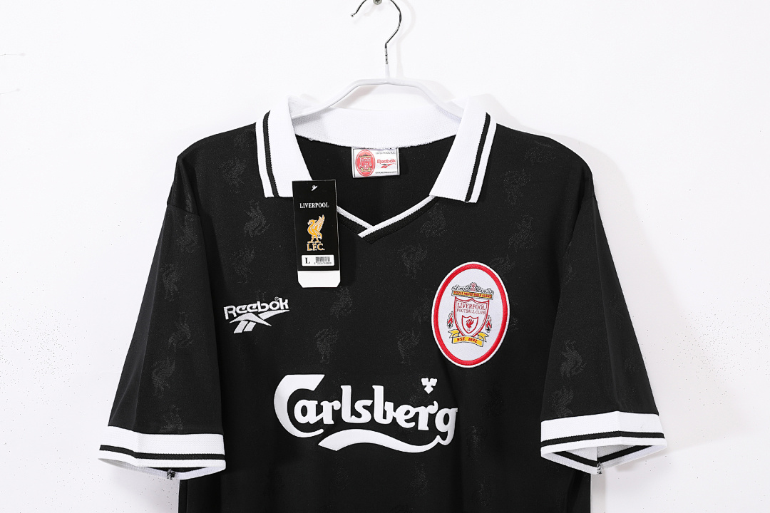 Liverpool Retro Shirt 1996/97 — photo 4