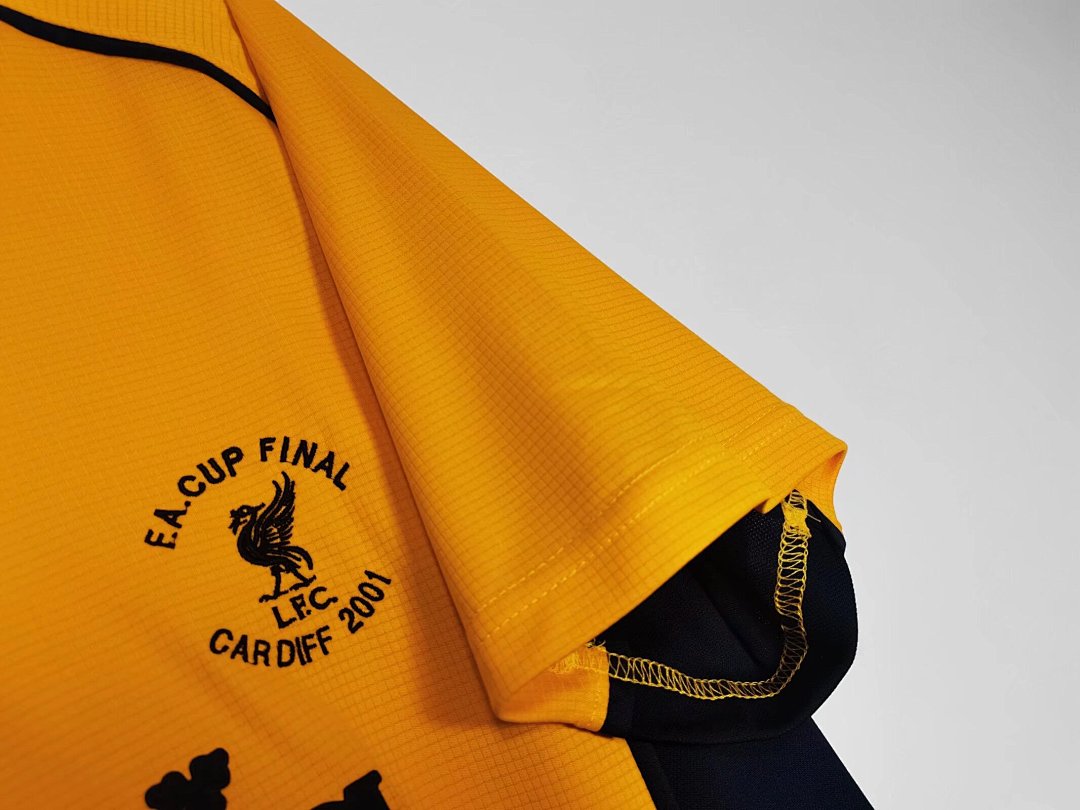 Liverpool Retro Shirt 2000/01 Away — photo 3