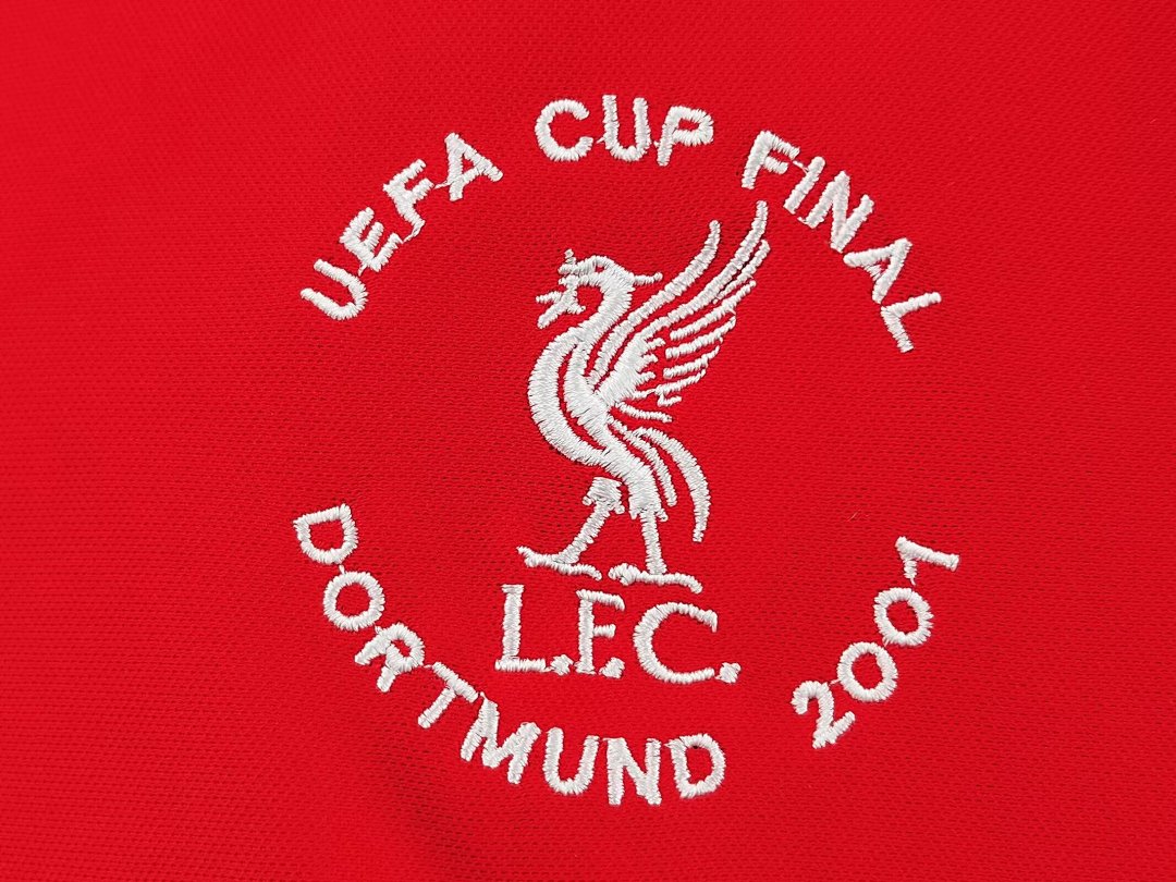 Liverpool Retro Shirt 2000/01 Home — photo 2