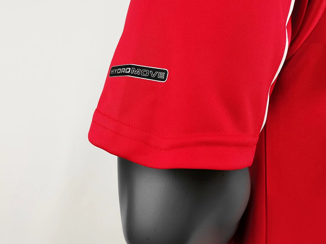 Liverpool Retro Shirt 2000/01 Home — photo 3
