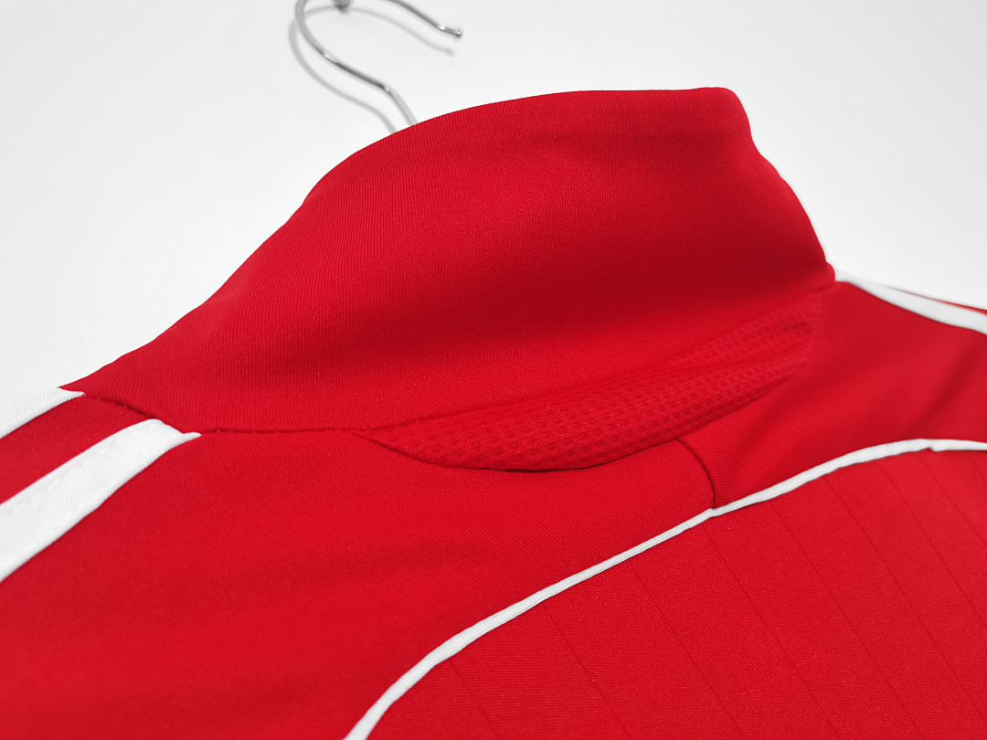 Liverpool Retro Shirt 2006/07 Home — photo 3