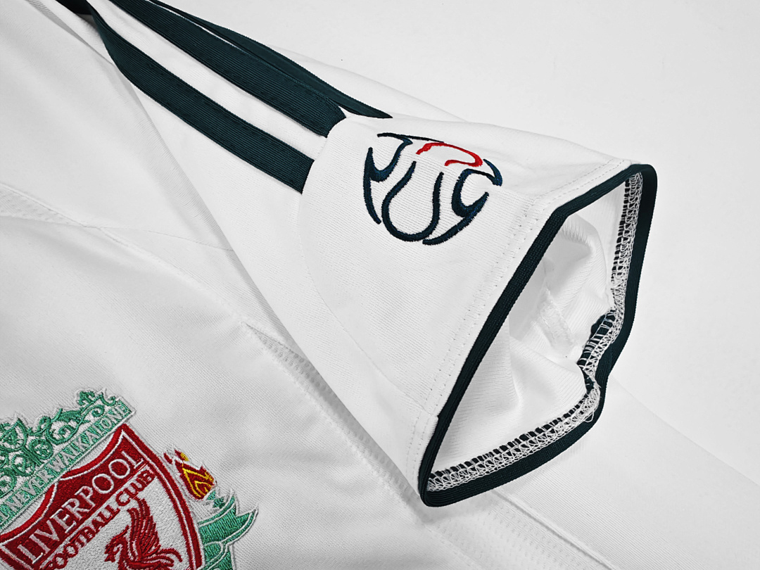 Liverpool Retro Shirt 2006/08 Away — photo 3