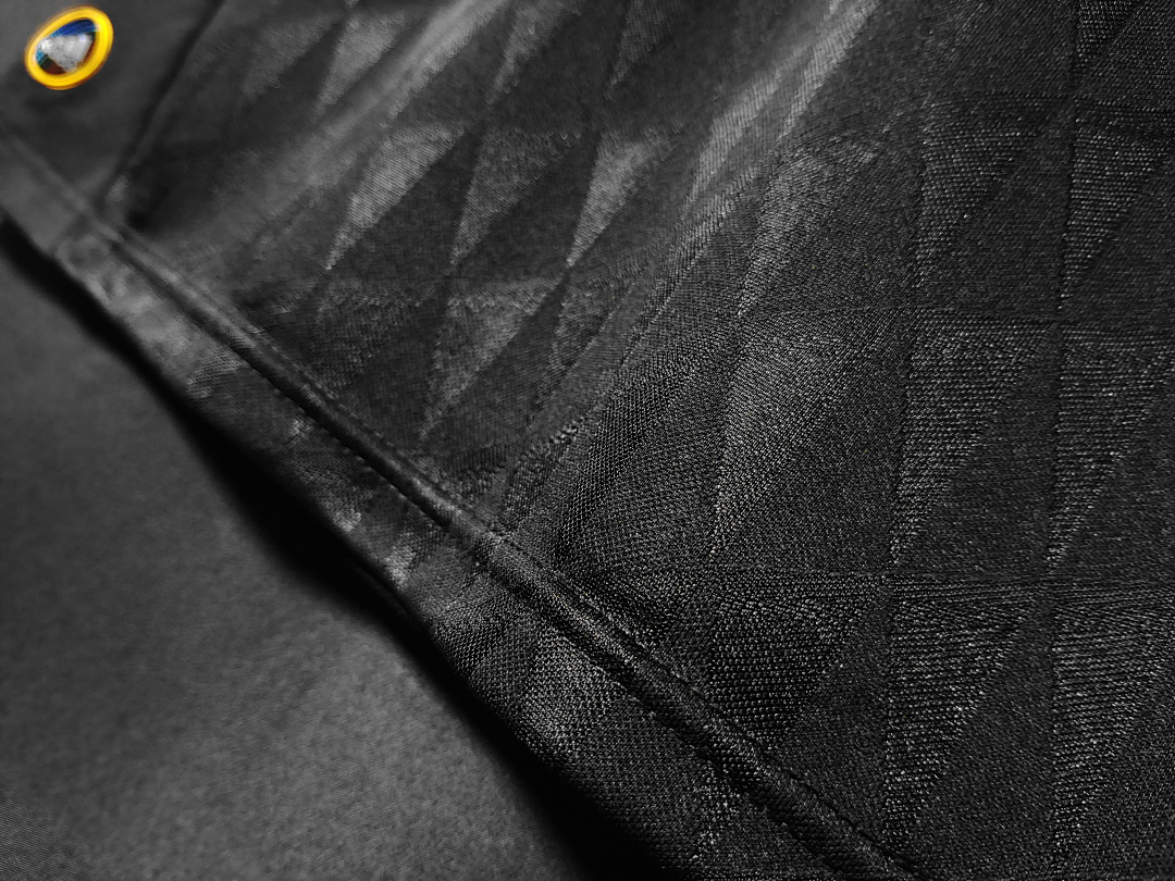 Liverpool Retro Shirt 2010/11 Third — photo 4