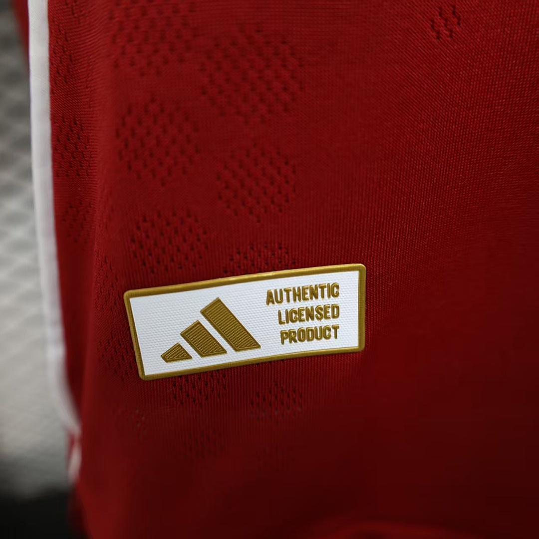 Liverpool Home Jersey 2025/26 — photo 3