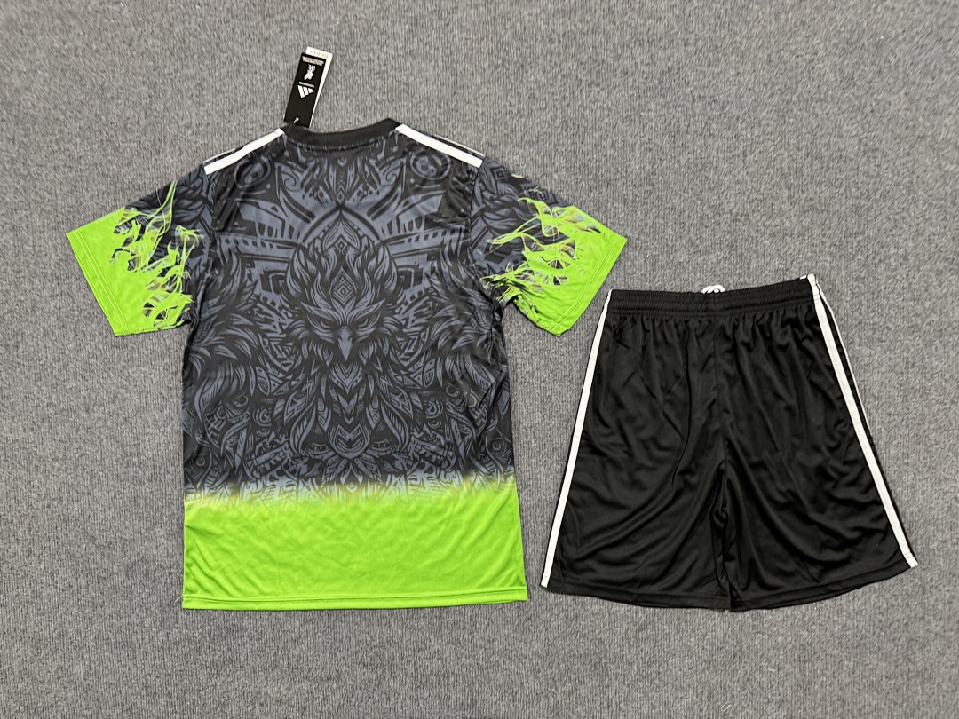Liverpool Kit for Adult 2025/26 — photo 2