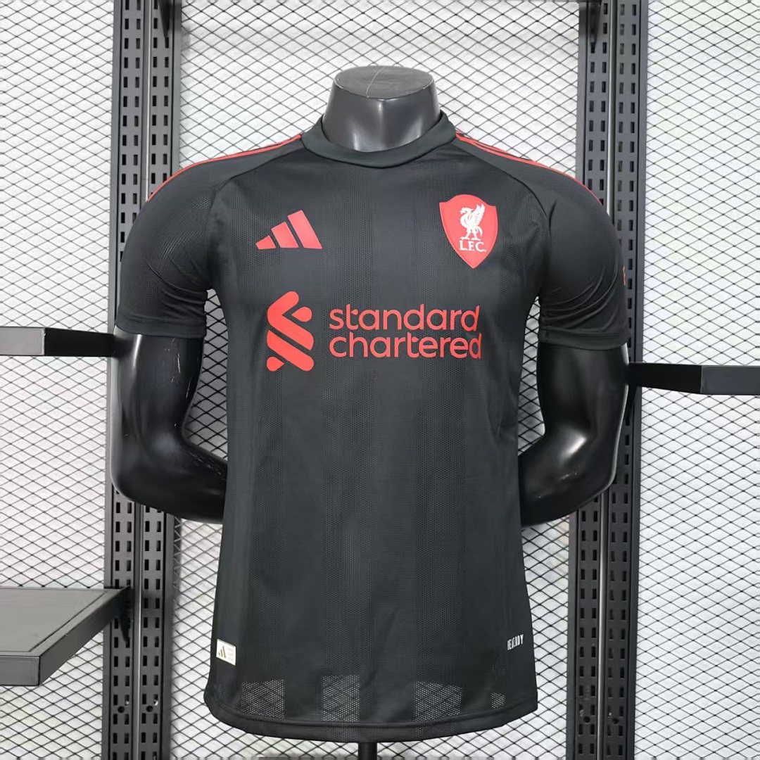 Liverpool Jersey 2025/26 — photo 1