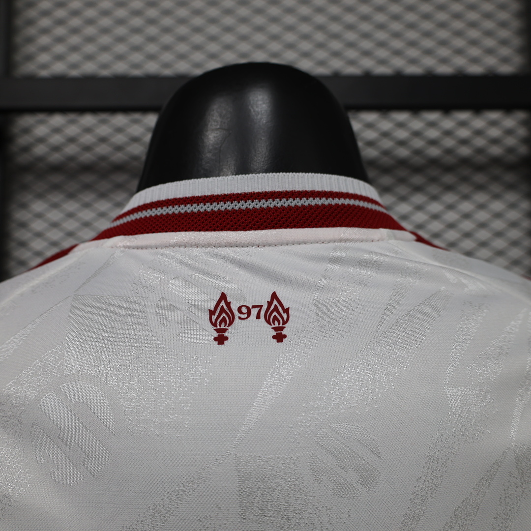 Liverpool Away Jersey — photo 2