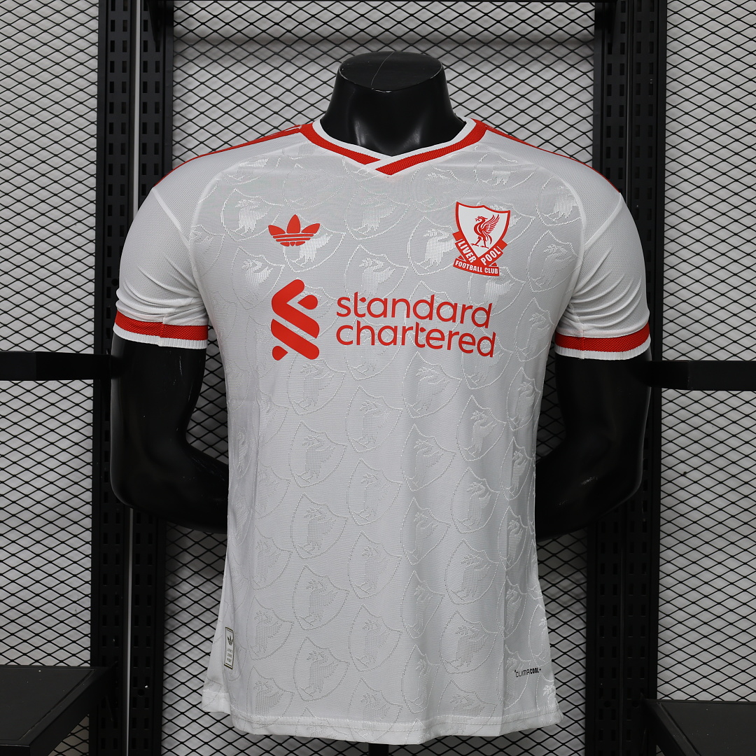 Liverpool Jersey — photo 1