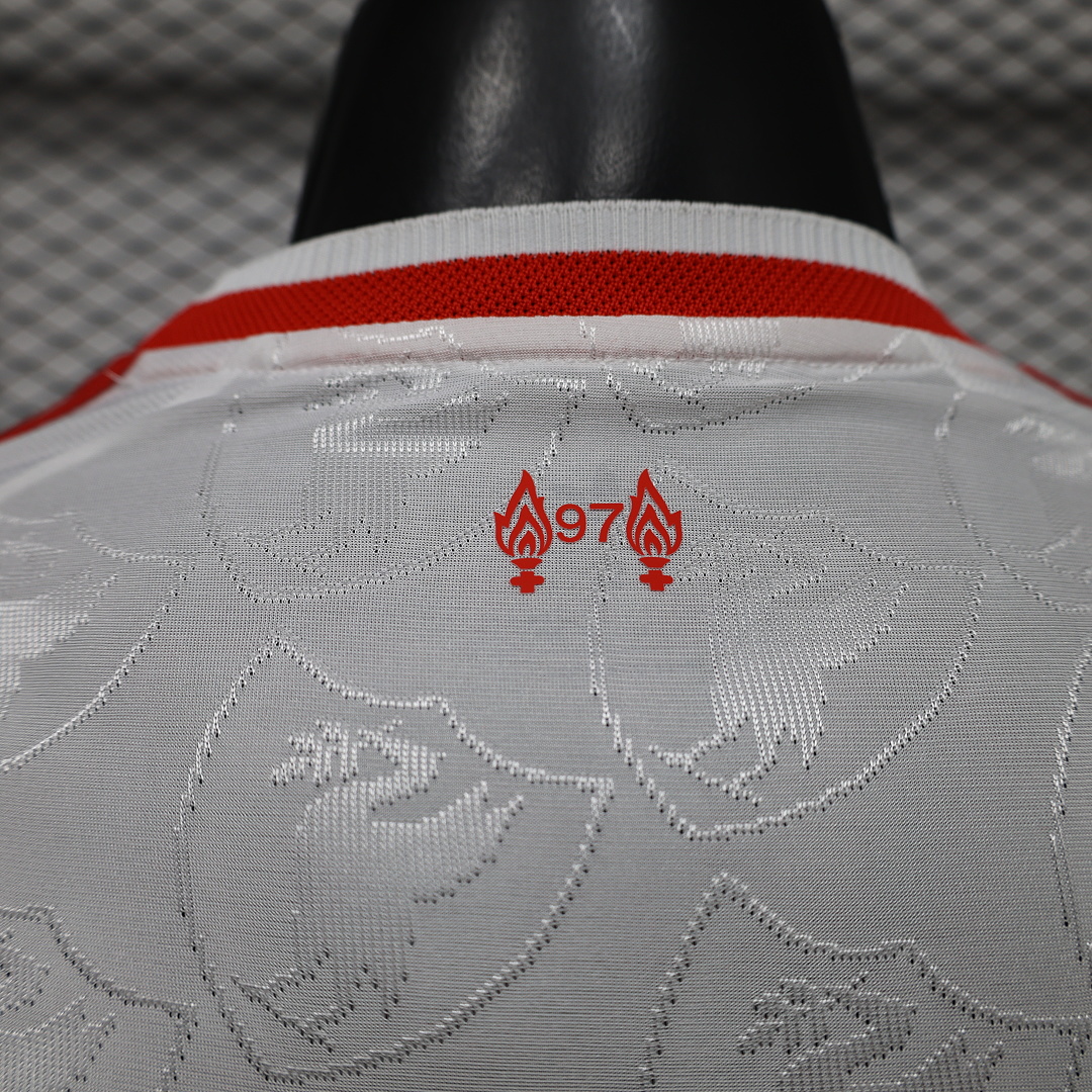 Liverpool Jersey — photo 2