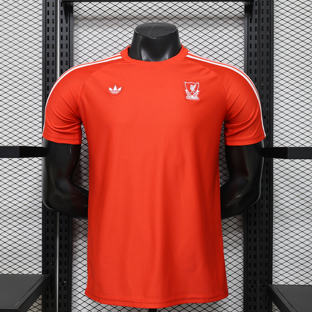 Liverpool Retro Jersey — photo 1