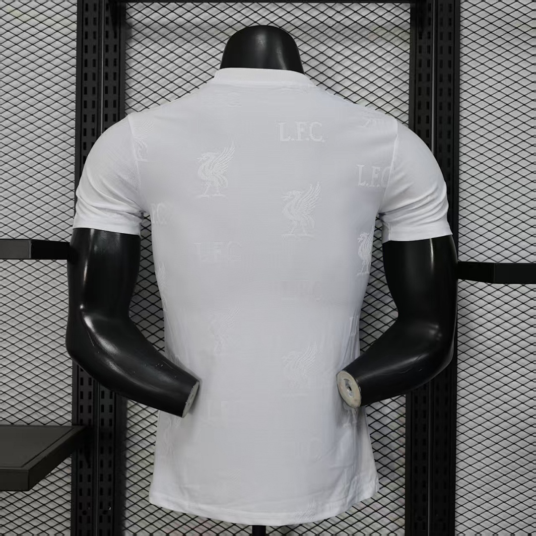 Liverpool Special Jersey — photo 2