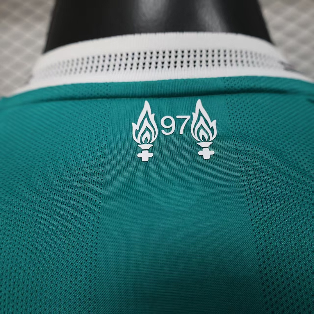 Liverpool Third Jersey Long Sleeve — photo 2