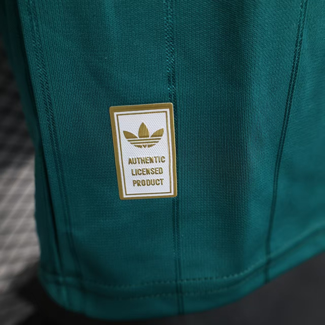 Liverpool Third Jersey — photo 3