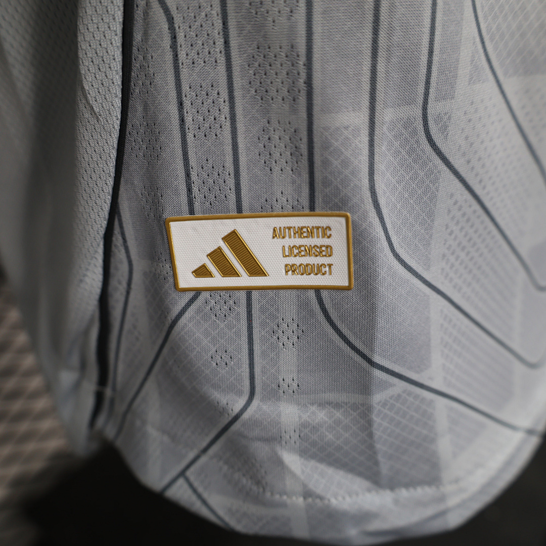 Lyon Third Jersey 2025/26 — photo 2