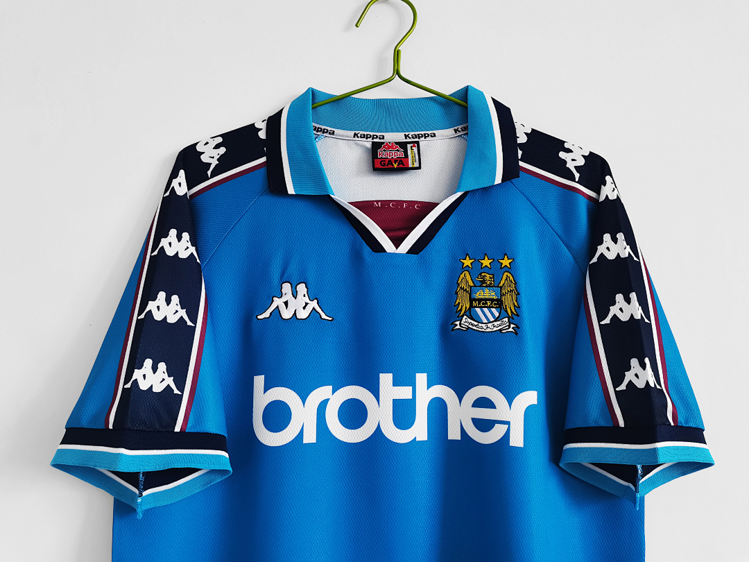 Manchester City Retro Shirt 1997/98 Home — photo 4