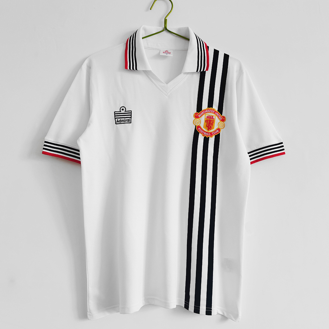 Manchester United Retro Shirt 1975/80 Away — photo 1