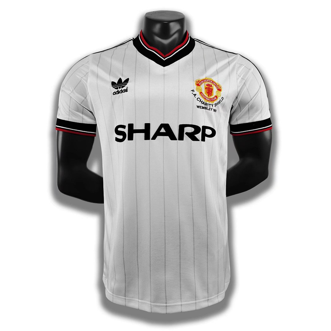 Manchester United Retro Shirt 1983 Away — photo 1