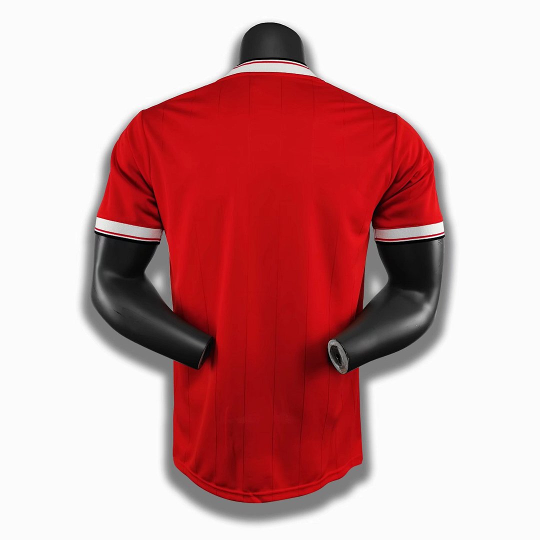 Manchester United Retro Shirt 1984 Home — photo 2