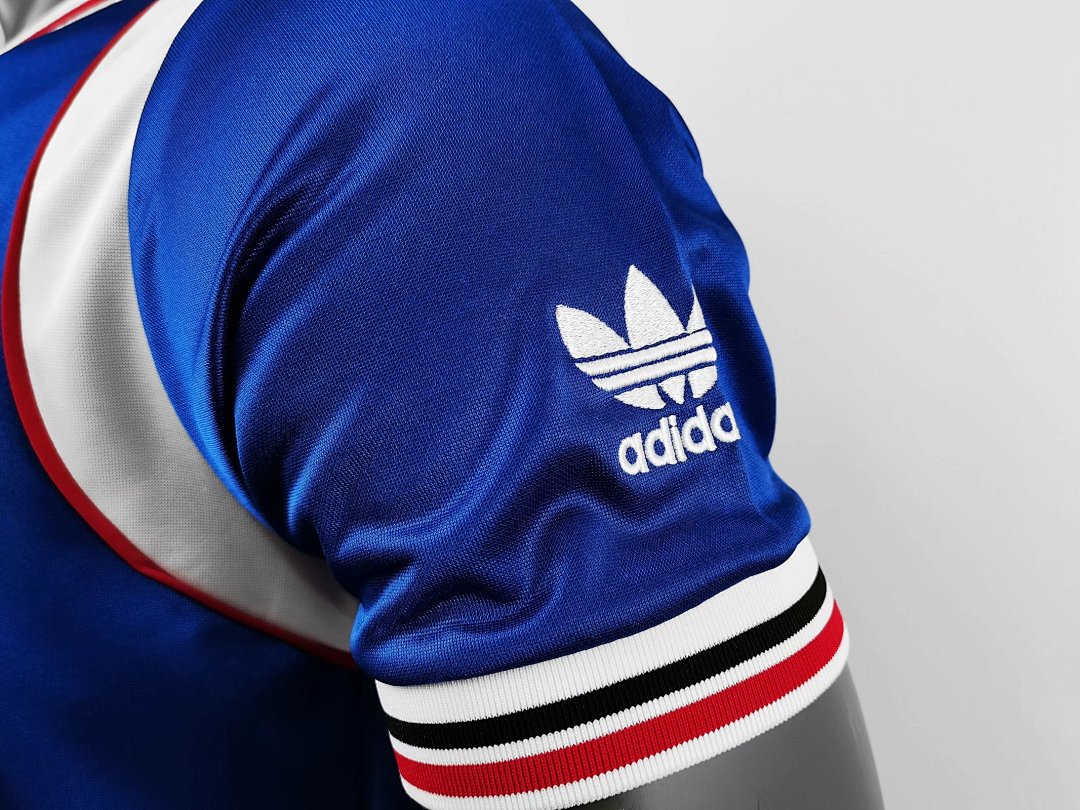 Manchester United Retro Shirt 1985 Third — photo 4