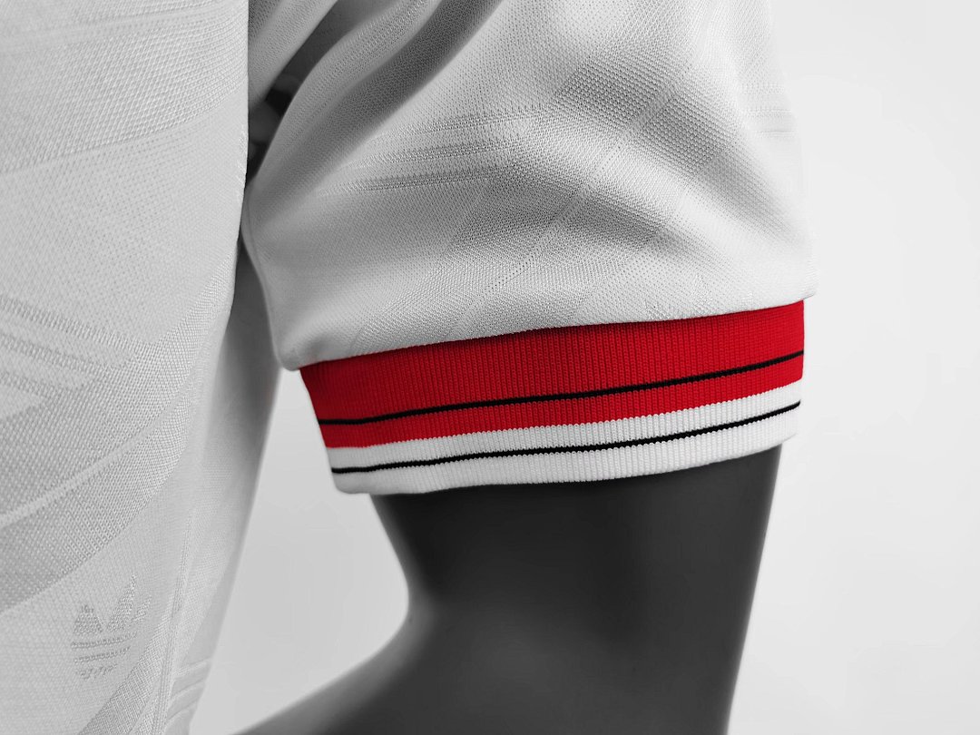 Manchester United Retro Shirt 1986/88 Away — photo 3