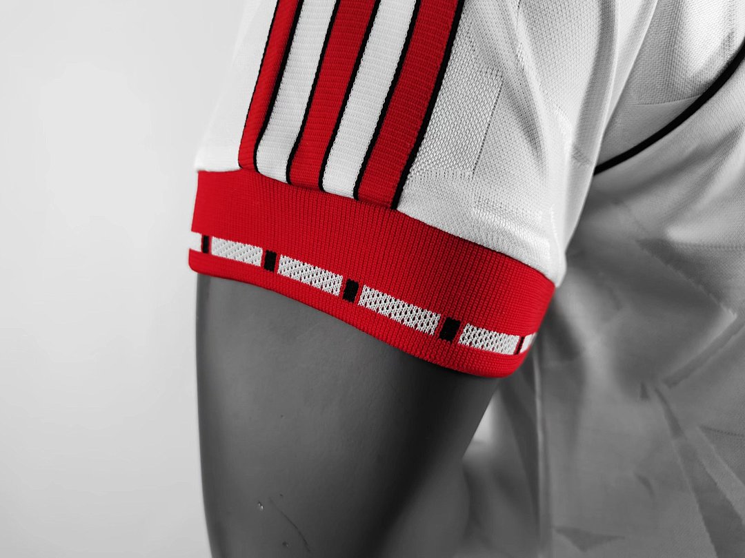 Manchester United Retro Shirt 1991 Away — photo 3