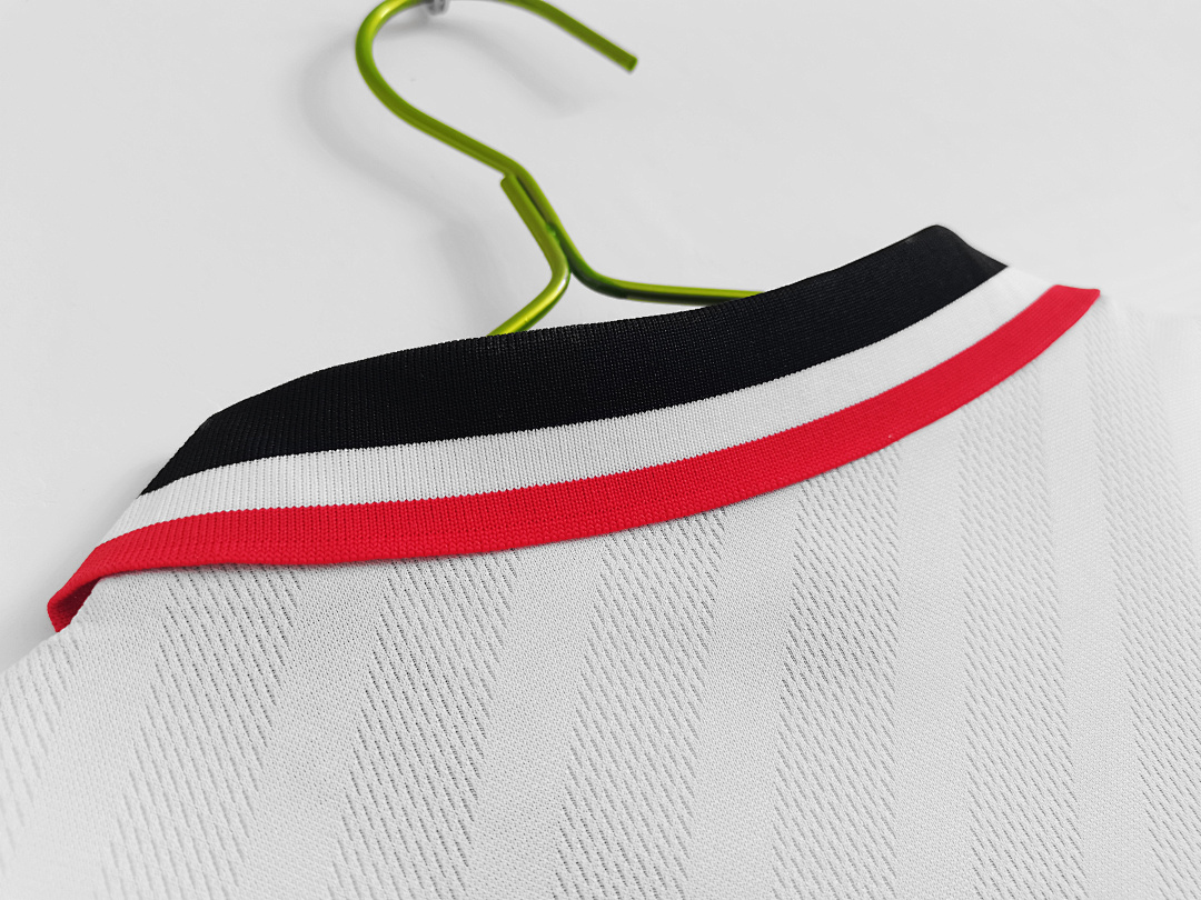 Manchester United Retro Shirt 1996/97 Away — photo 2