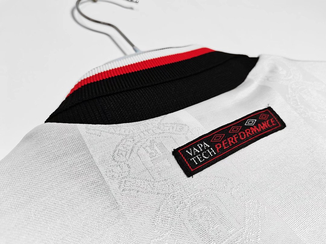 Manchester United Retro Shirt 1998/99 Away Long Sleeve — photo 3