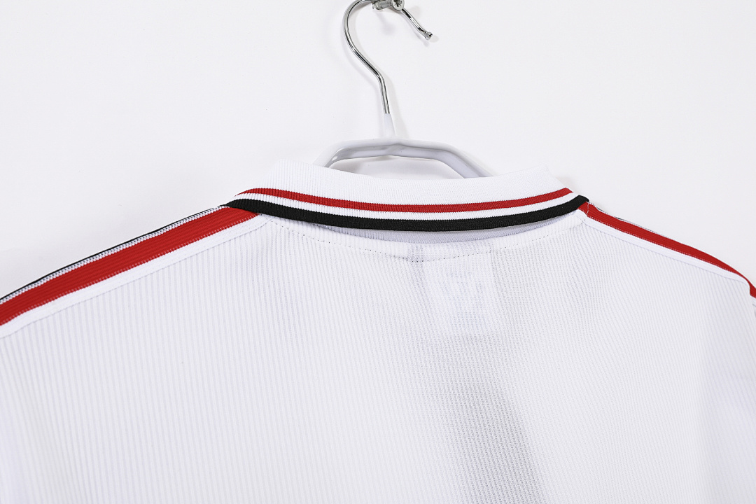 Manchester United Retro Shirt 1998/99 — photo 2
