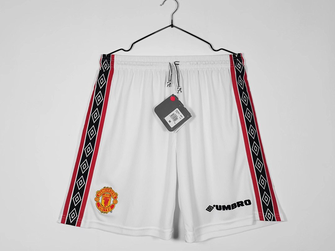 Manchester United Retro Shirt 1998 Home — photo 1