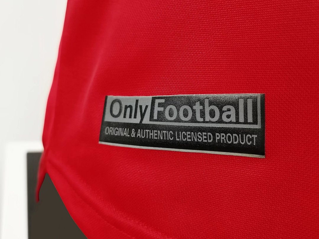 Manchester United Retro Shirt 1999/00 Home — photo 4