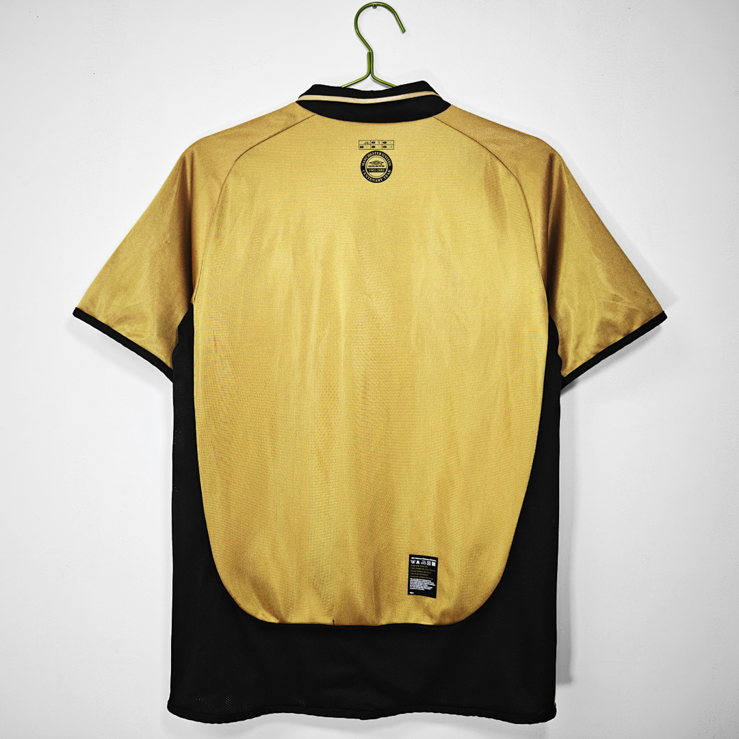 Manchester United Retro Shirt 2001/02 — photo 2
