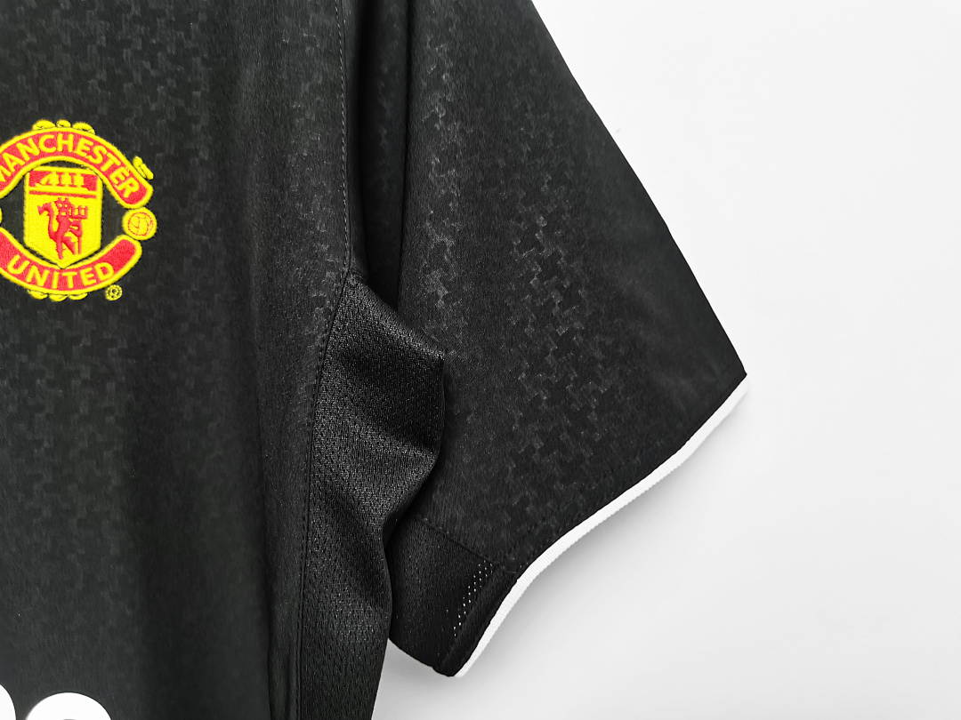 Manchester United Retro Shirt 2003/04 Away — photo 4