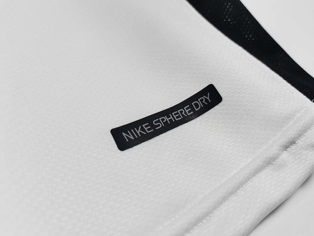 Manchester United Retro Shirt 2006/07 Away — photo 2