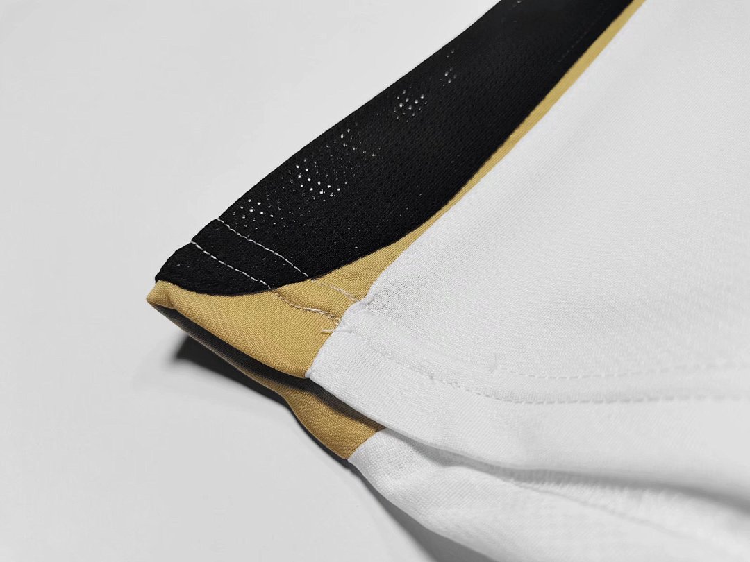 Manchester United Retro Shirt 2006/07 Away — photo 4