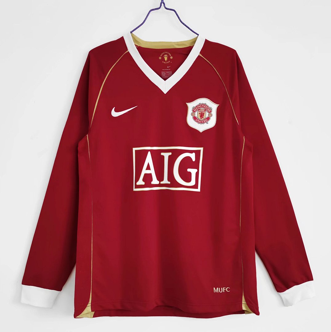 Manchester United Retro Shirt 2006/07 Home Long Sleeve — photo 1
