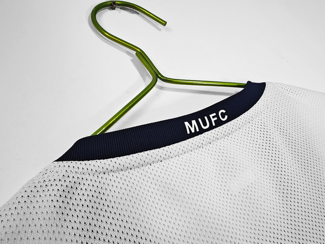 Manchester United Retro Shirt 2008/09 Away — photo 3