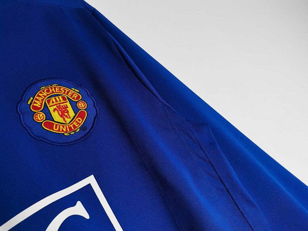 Manchester United Retro Shirt 2008/09 Third Long Sleeve — photo 3