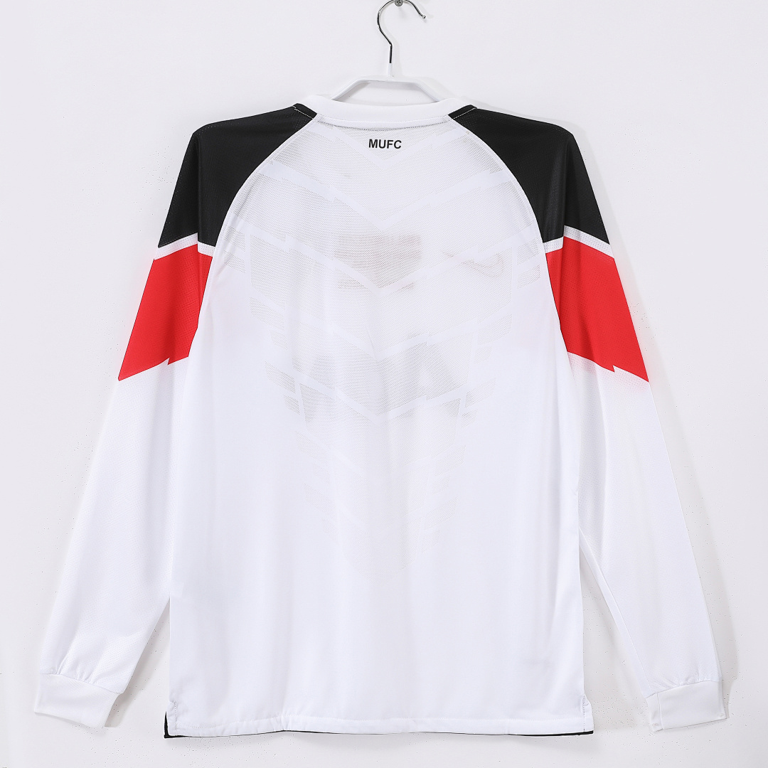 Manchester United Retro Shirt 2010/11 Away Long Sleeve — photo 4