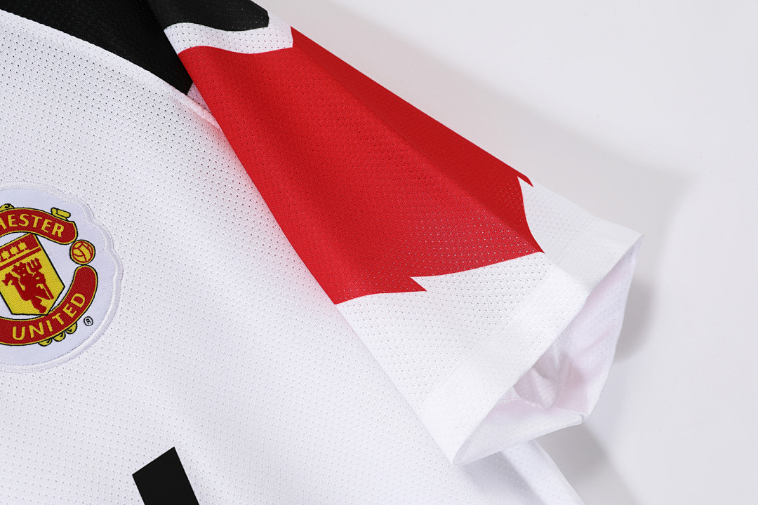 Manchester United Retro Shirt 2010/11 Away — photo 4