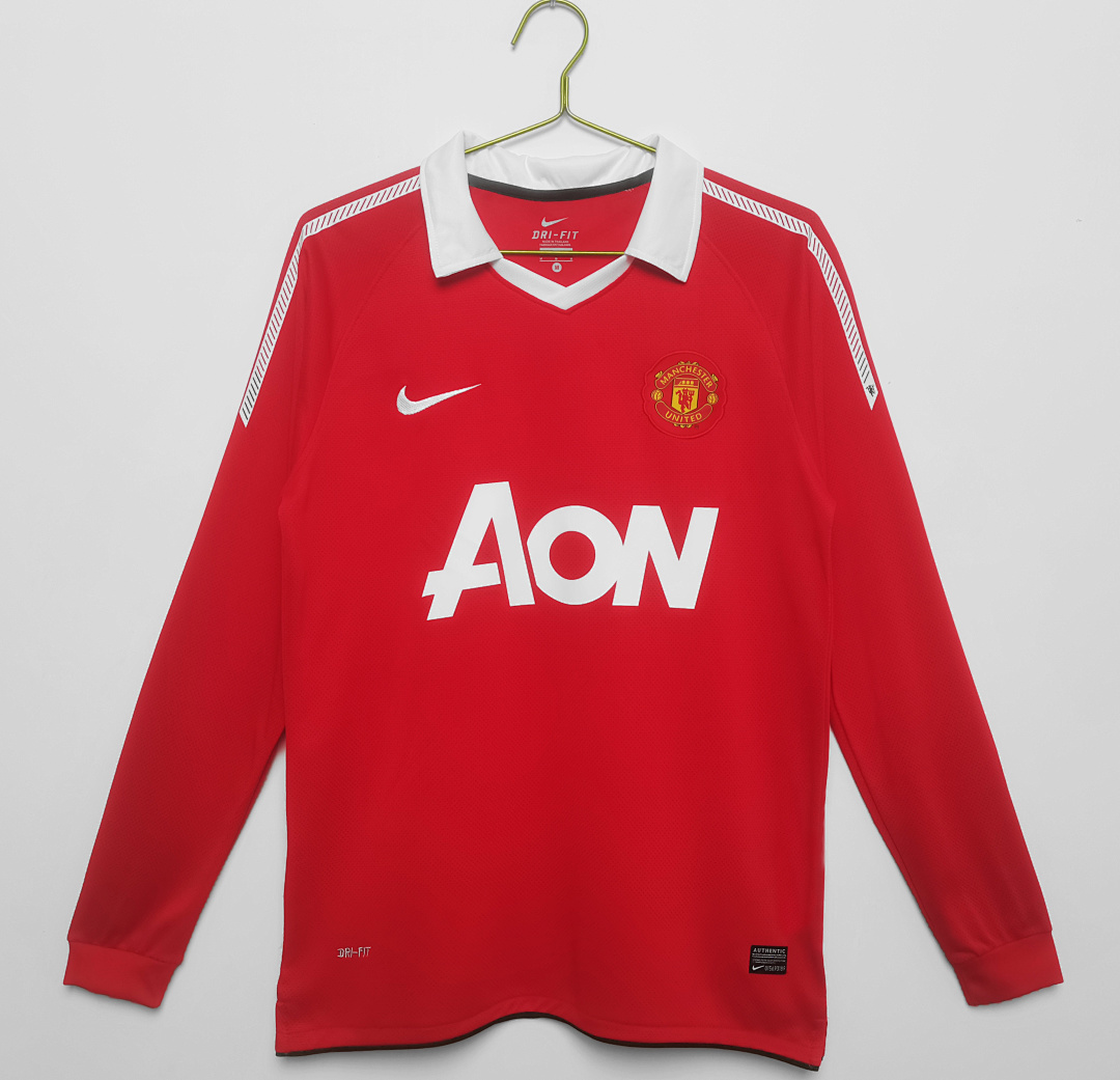 Manchester United Retro Shirt 2010/11 Home Long Sleeve — photo 1