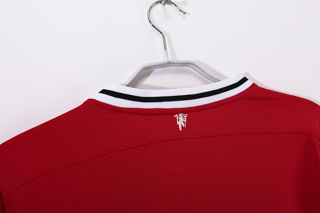 Manchester United Retro Shirt 2011/12 Home — photo 4