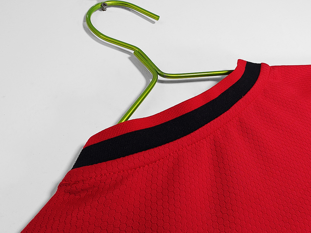 Manchester United Retro Shirt 2019/20 Home — photo 4