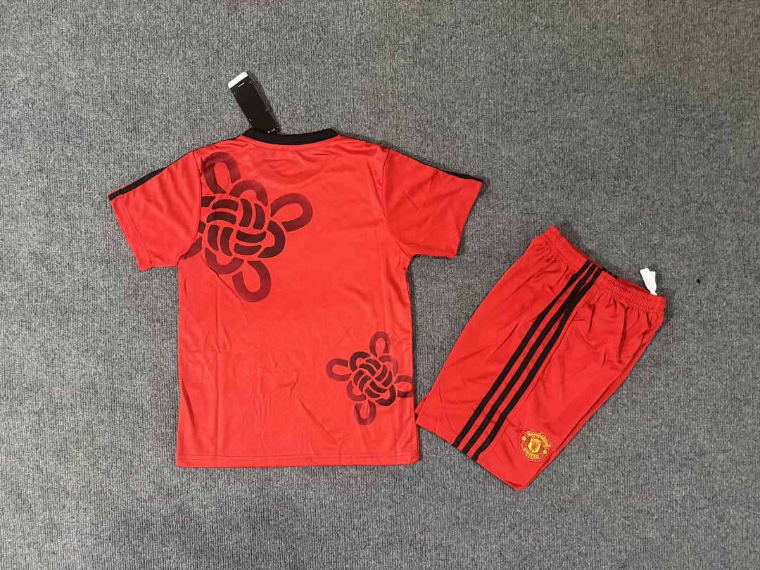 Manchester United Kit for Kids 2026/27 — photo 2