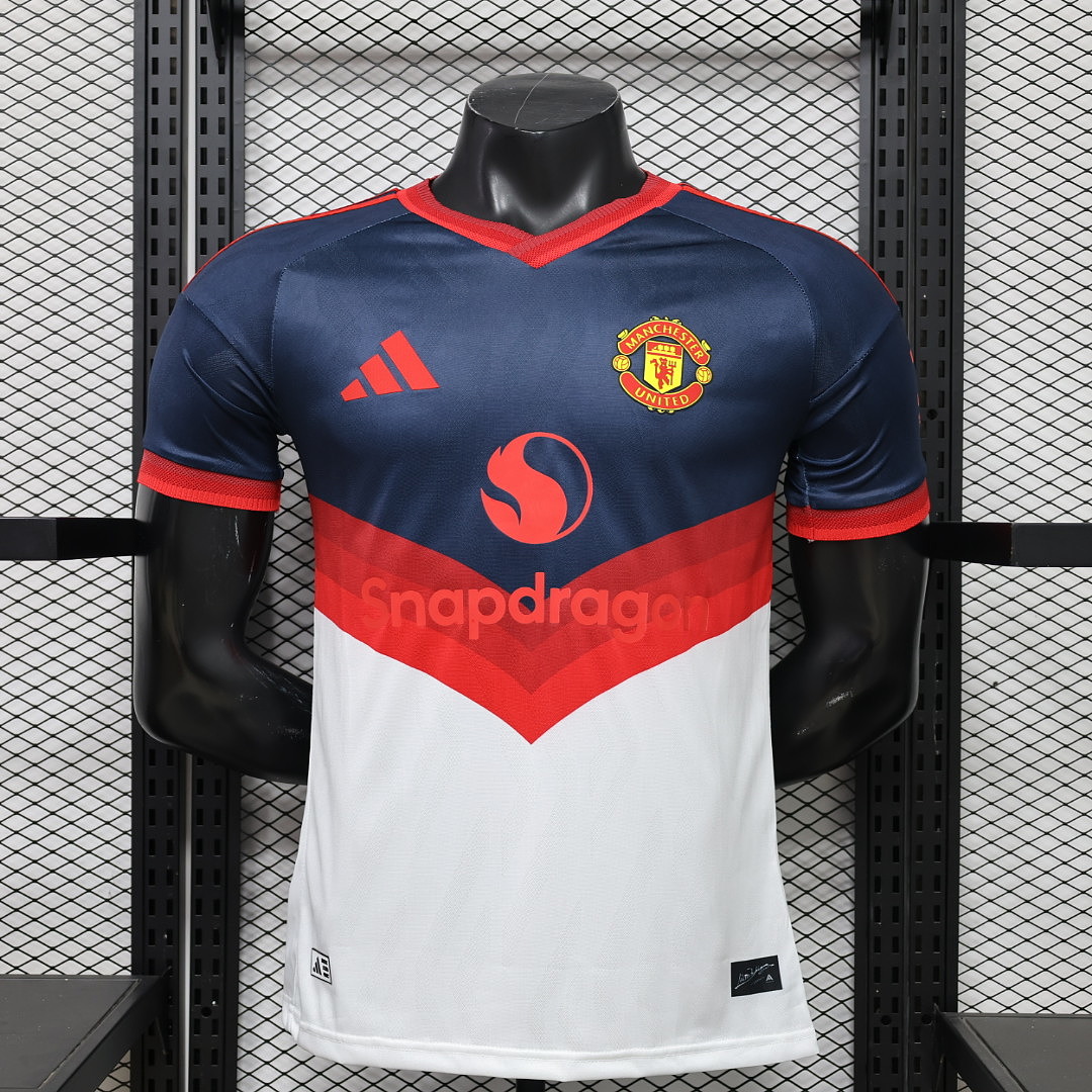 Manchester United Retro Jersey — photo 1