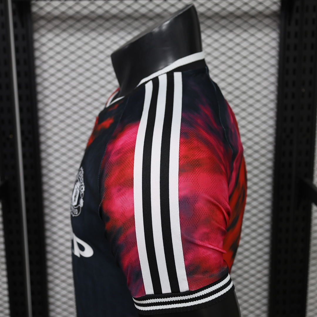 Manchester United Special Jersey — photo 3