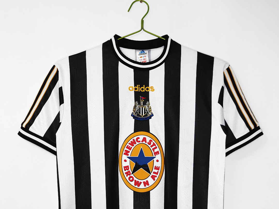 Newcastle United Retro Shirt 1997/99 Home — photo 4