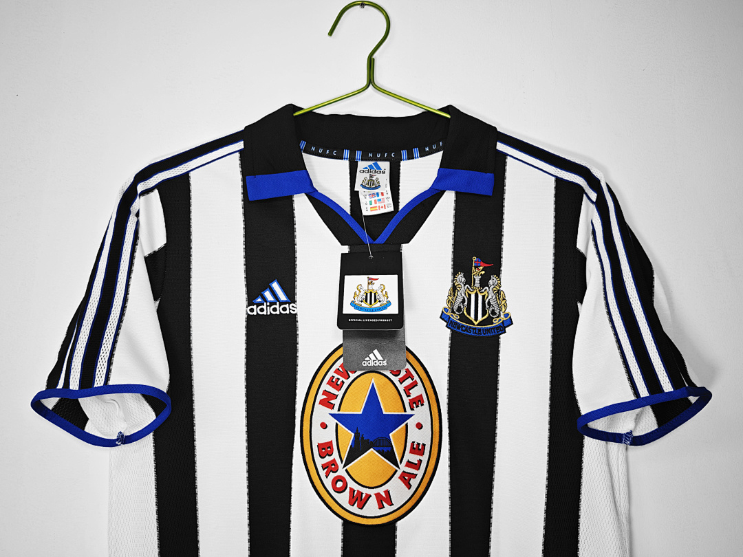 Newcastle United Retro Shirt 1999/00 Home — photo 3