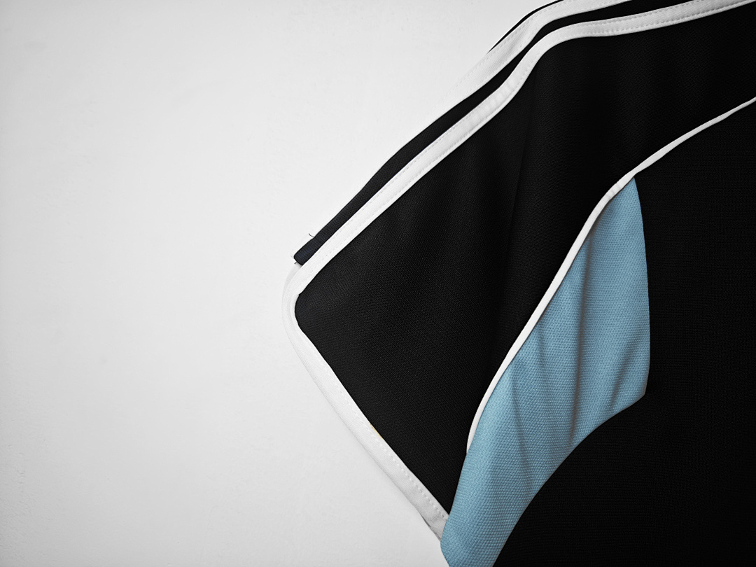 Newcastle United Retro Shirt 2000/01 Away — photo 4