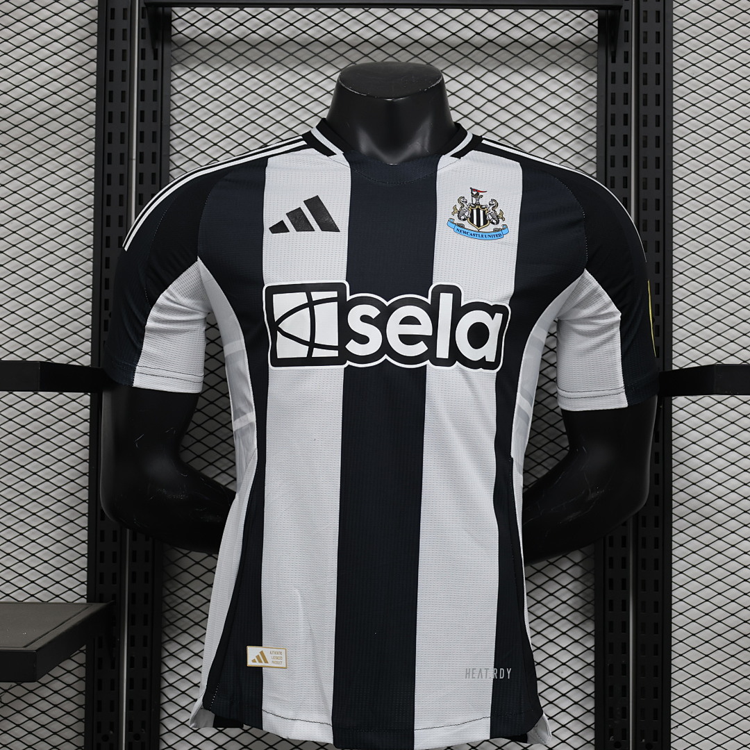 Newcastle United Home Jersey — photo 1